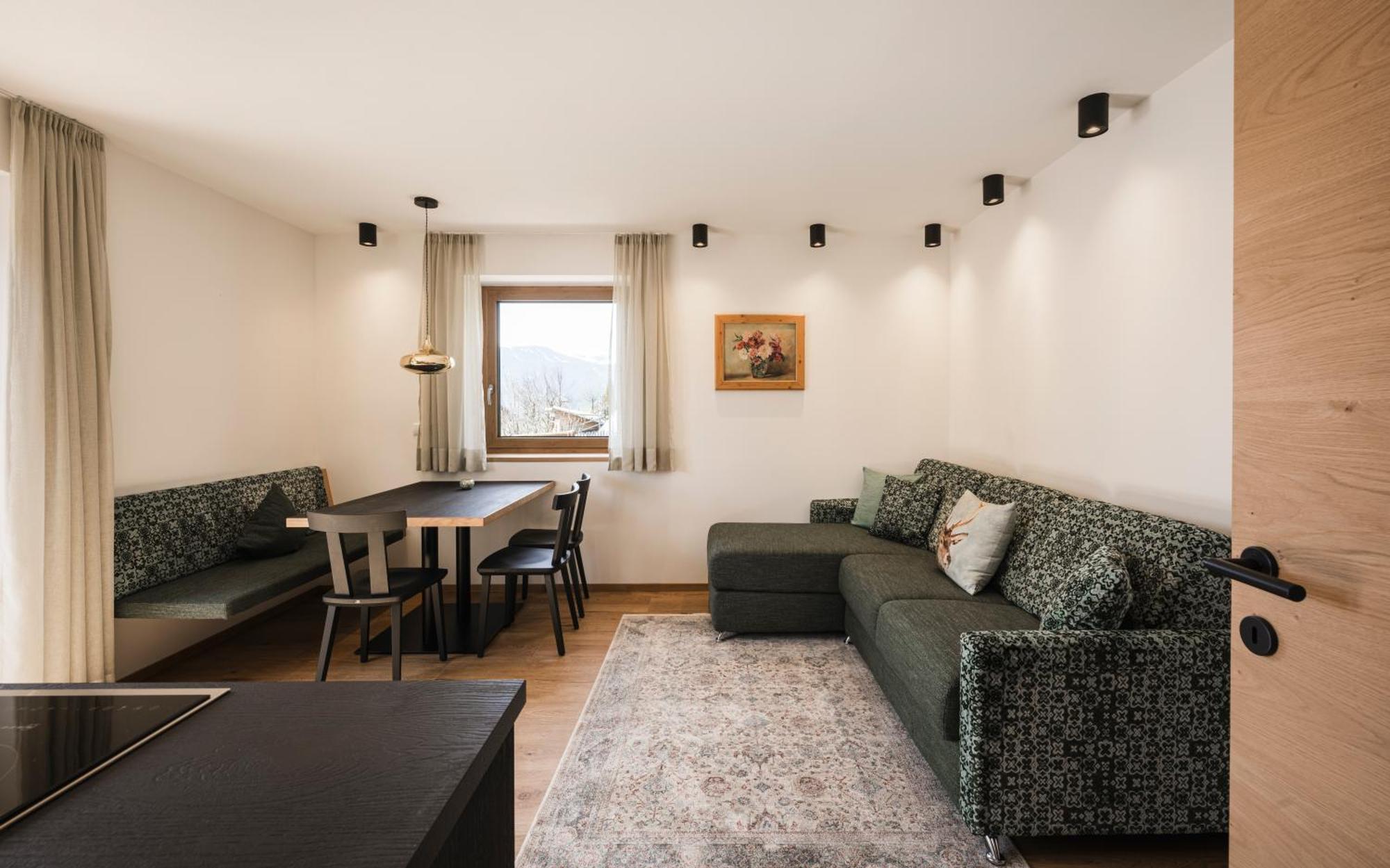 Haus Tirol Hotel 2*