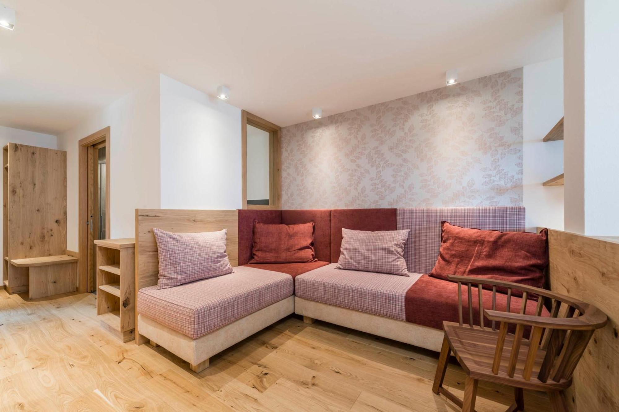 Haus Tirol Hotel 2*
